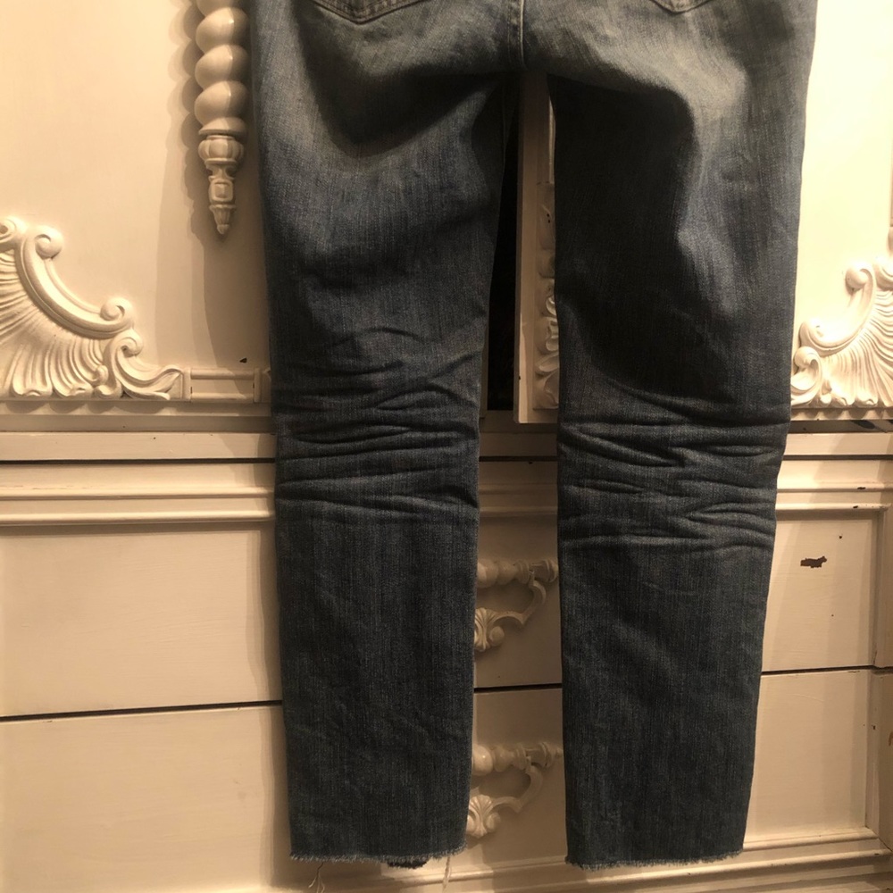 Distressed Skinny - Picture 6 of 7